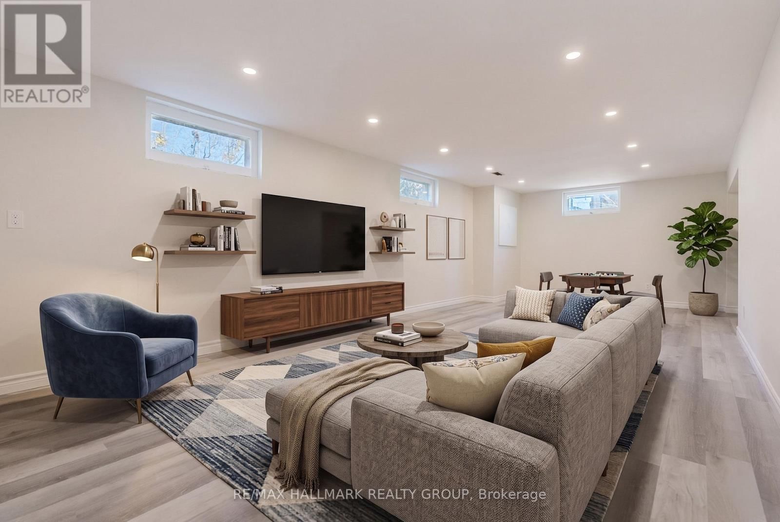 17 WOLMSLEY CRESCENT Image 34