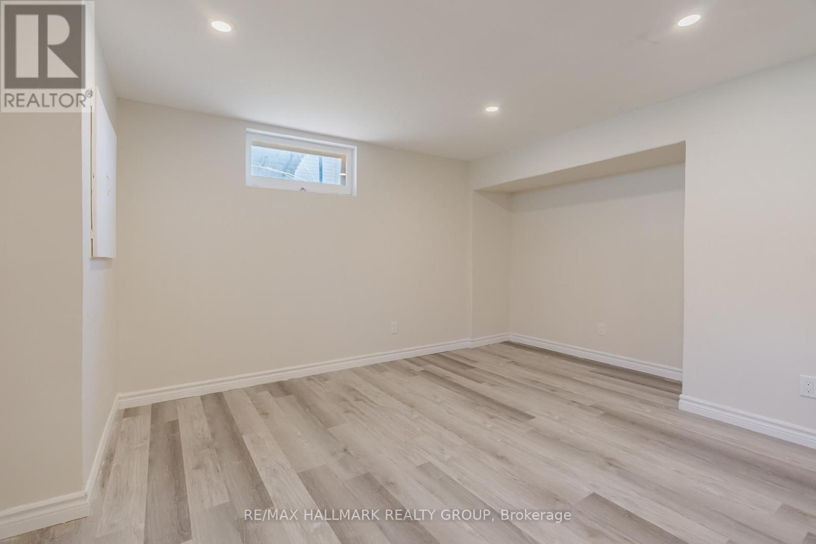 17 WOLMSLEY CRESCENT Image 35