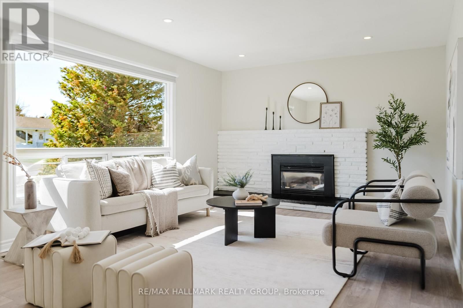 17 WOLMSLEY CRESCENT Image 4