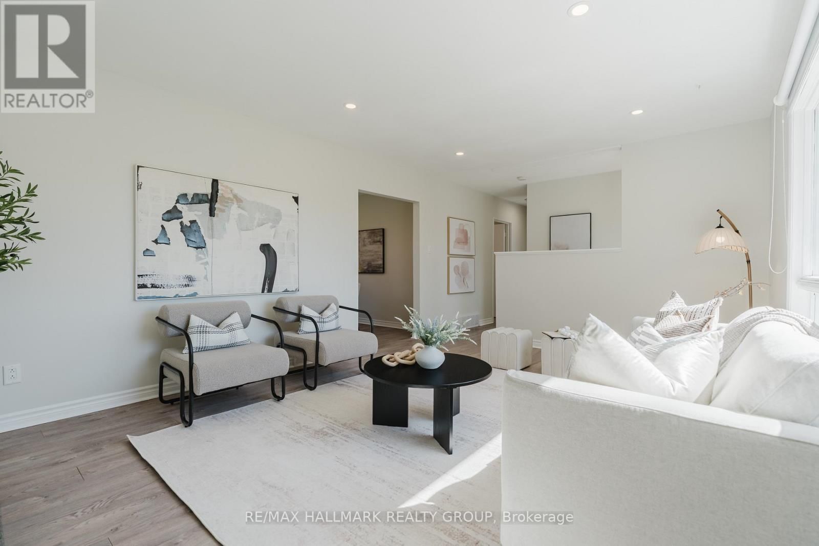 17 WOLMSLEY CRESCENT Image 5