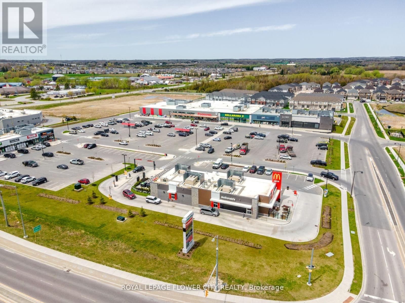 318 WALLACE STREET Image 37