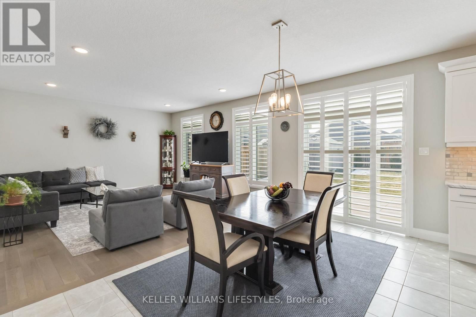 26 AMBROSIA PATH Image 13