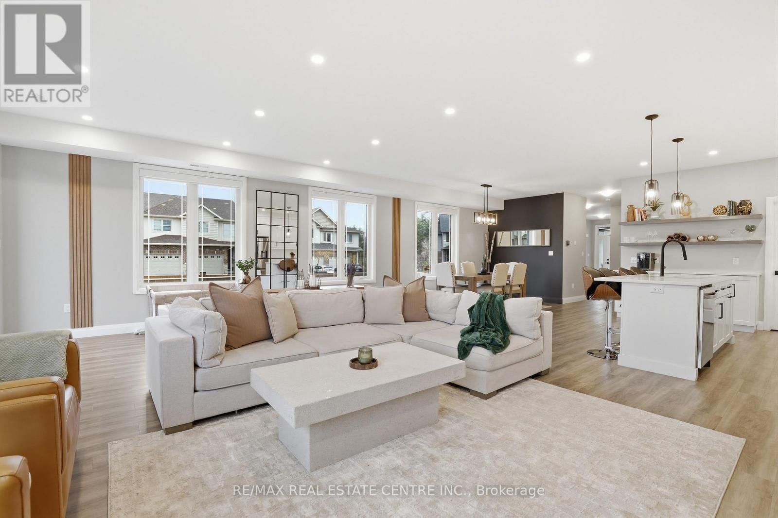 95 DALLAN DRIVE Image 13