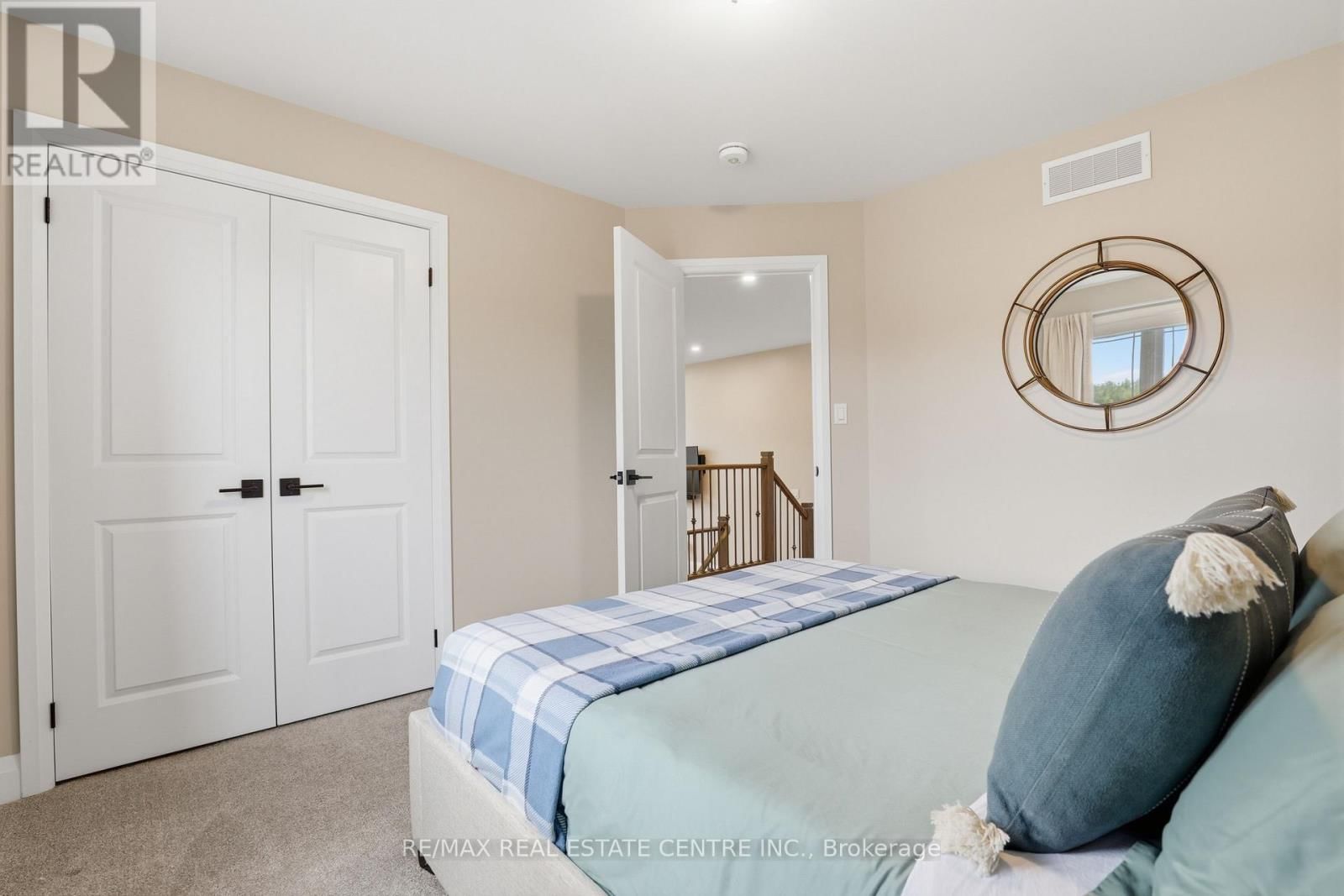 95 DALLAN DRIVE Image 32