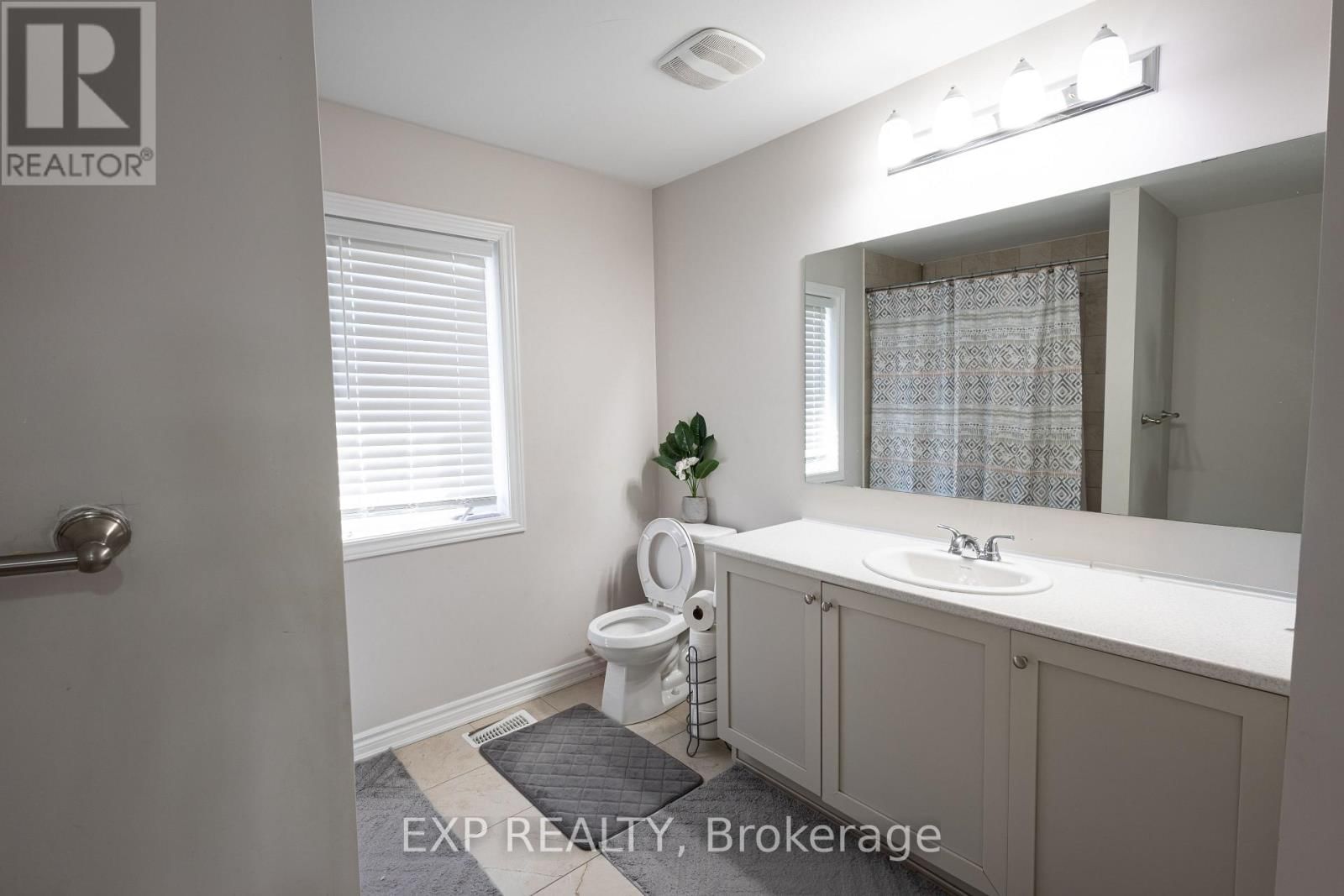 1008 CARDEN LANE Image 17