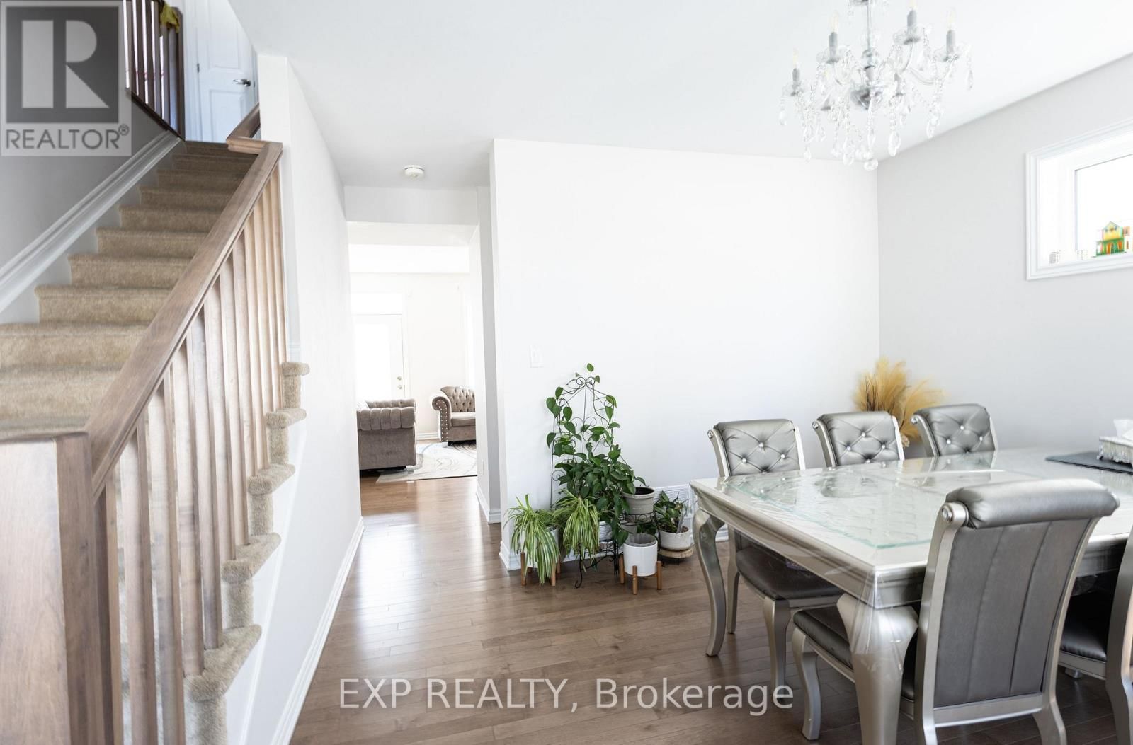 1008 CARDEN LANE Image 2