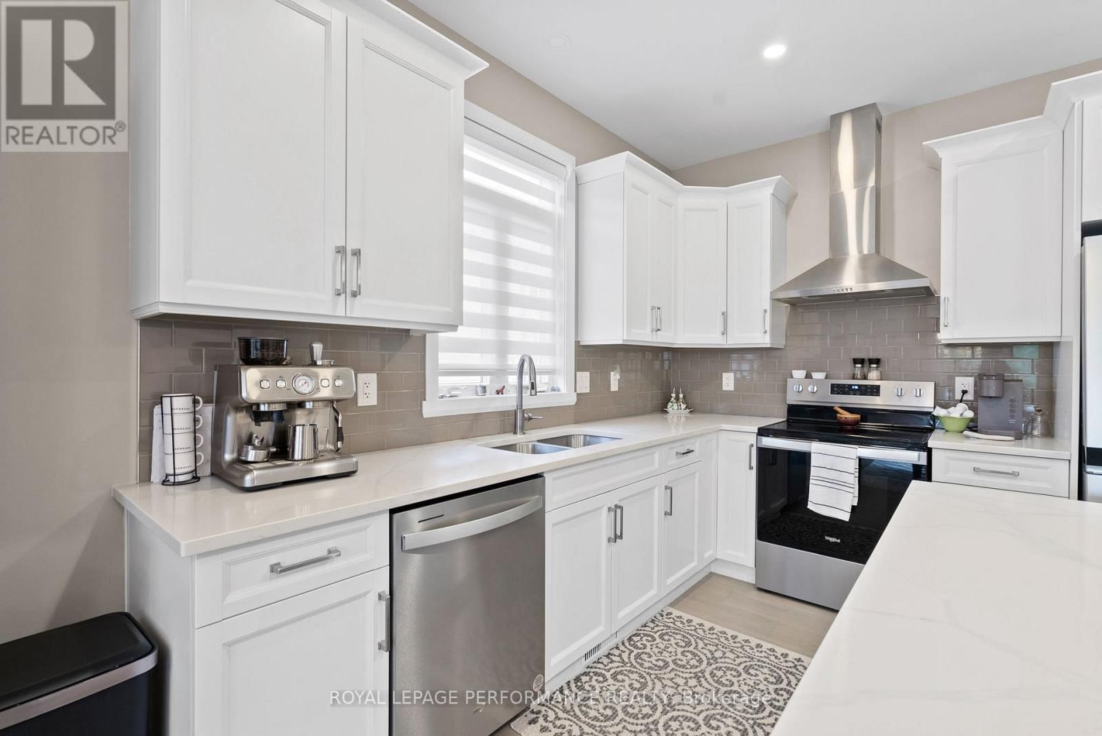 42 FORRESTER WAY Image 13