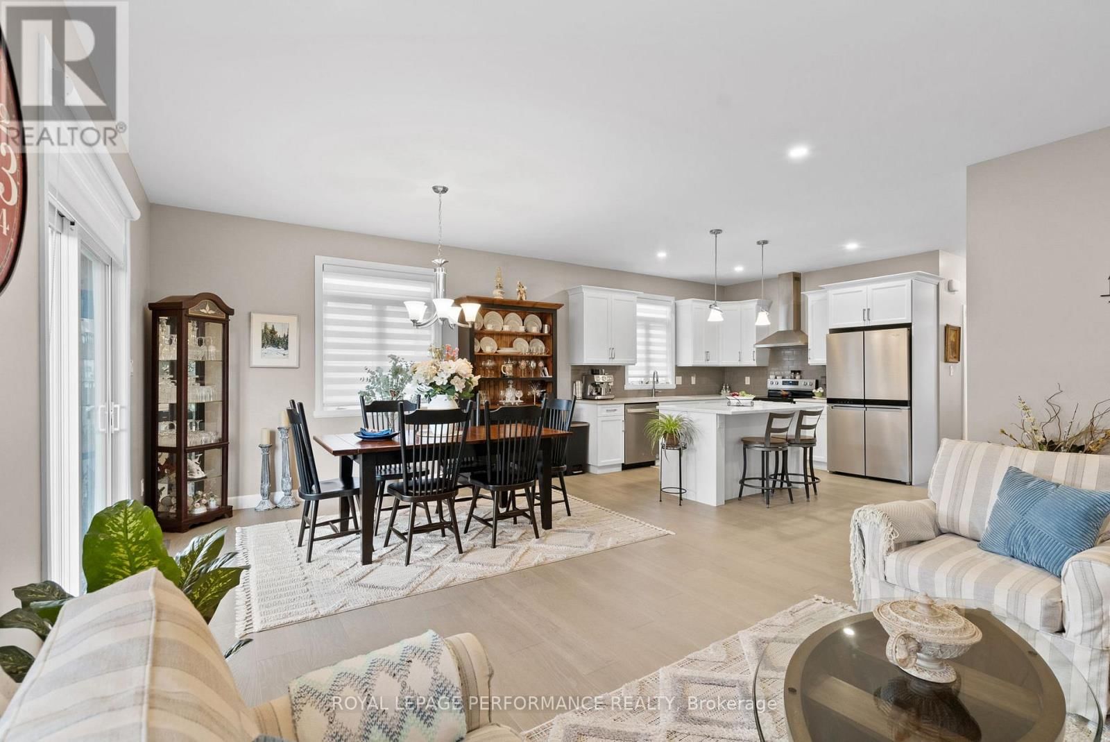 42 FORRESTER WAY Image 19