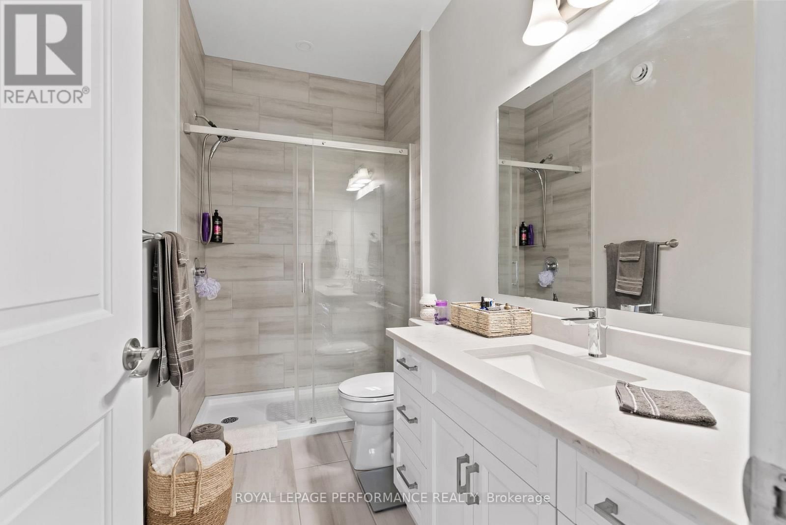 42 FORRESTER WAY Image 23