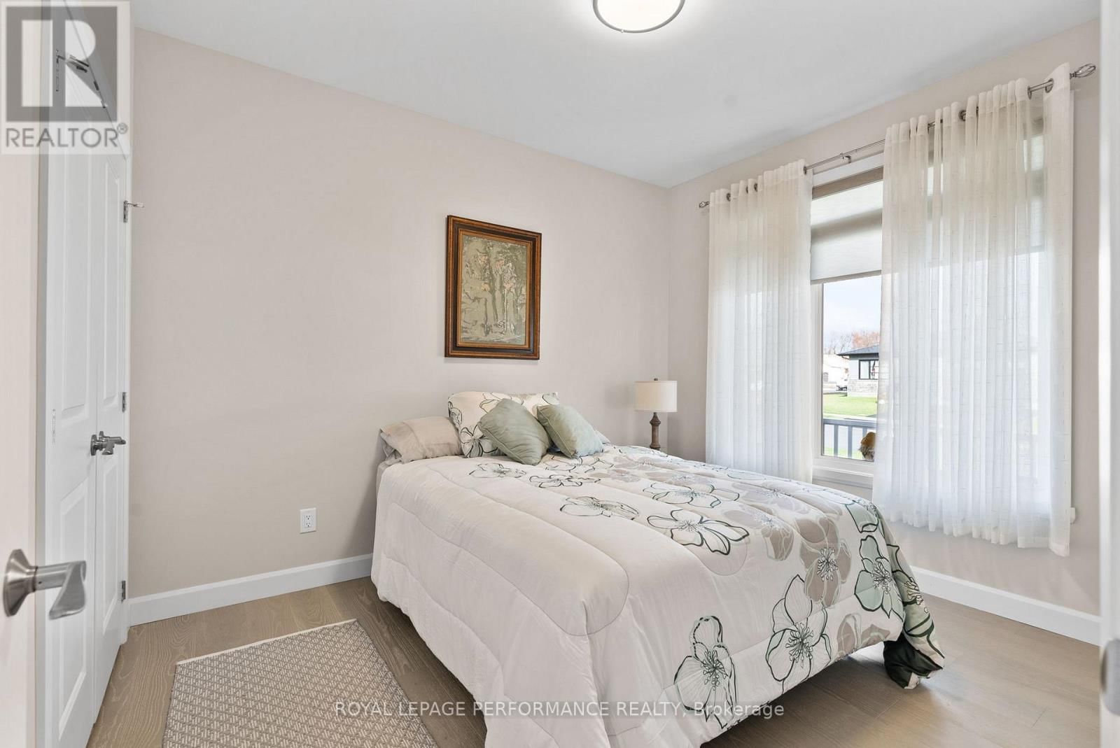 42 FORRESTER WAY Image 24