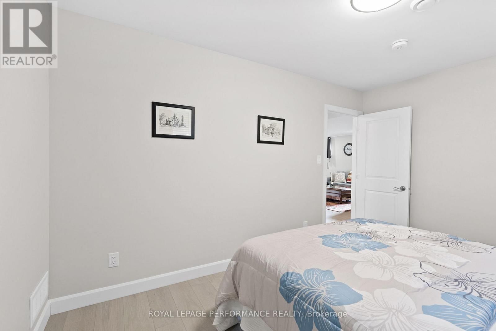 42 FORRESTER WAY Image 34