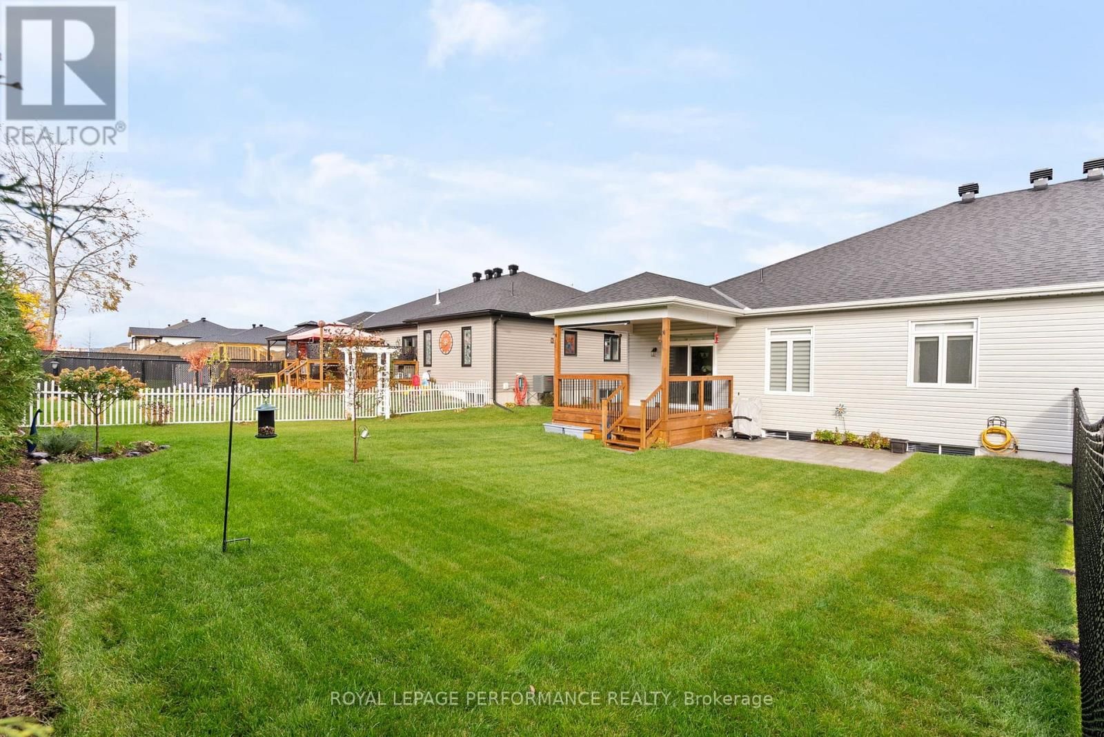 42 FORRESTER WAY Image 38