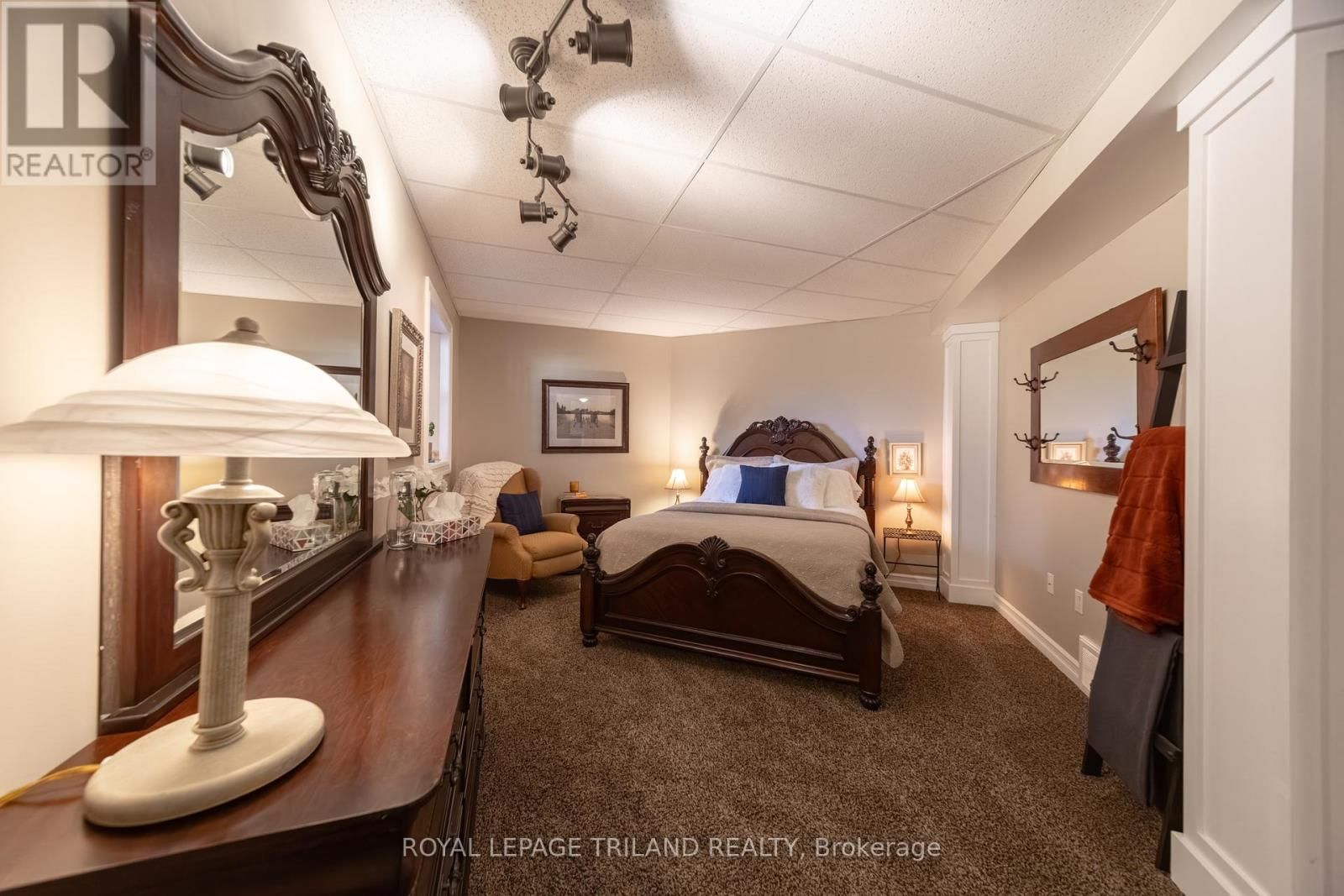 32135 SYLVAN ROAD Image 28