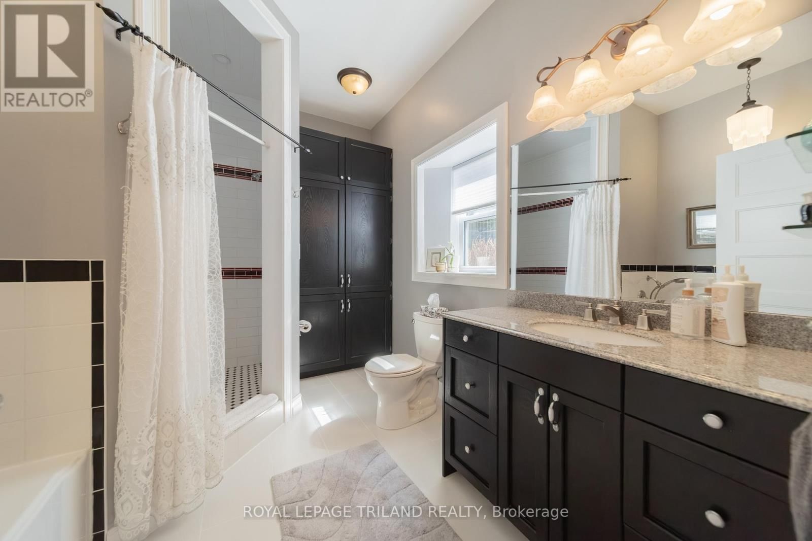 32135 SYLVAN ROAD Image 29