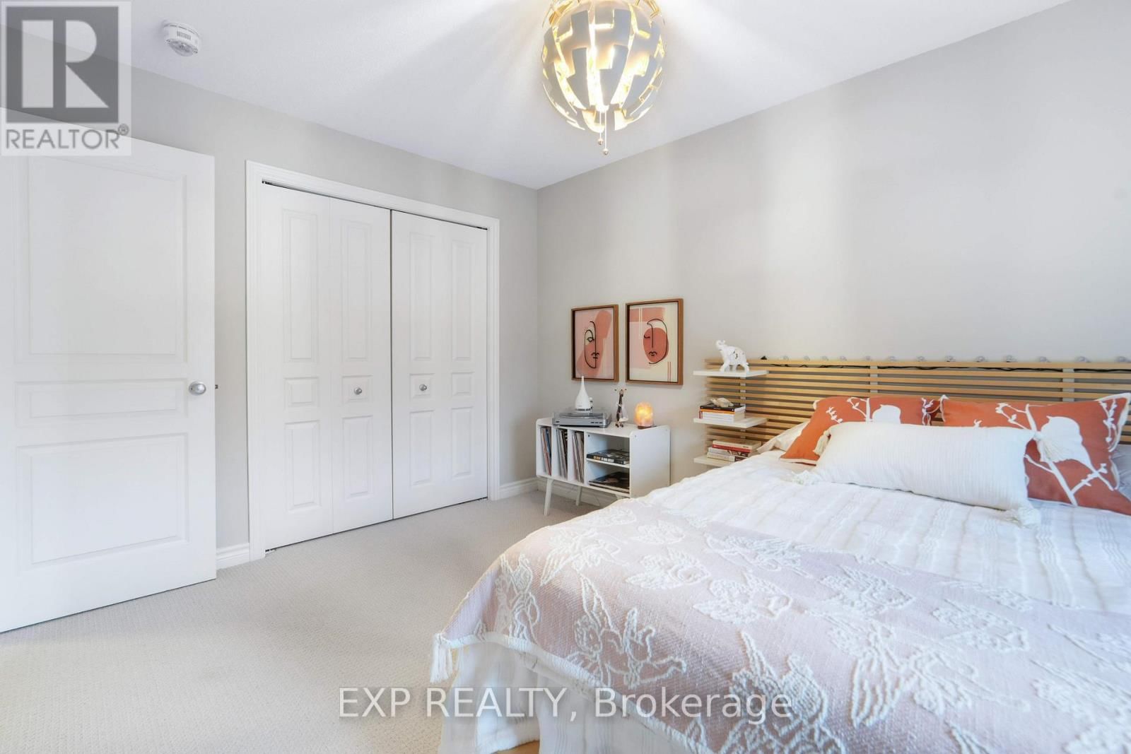 529 STARGAZER CRESCENT Image 22