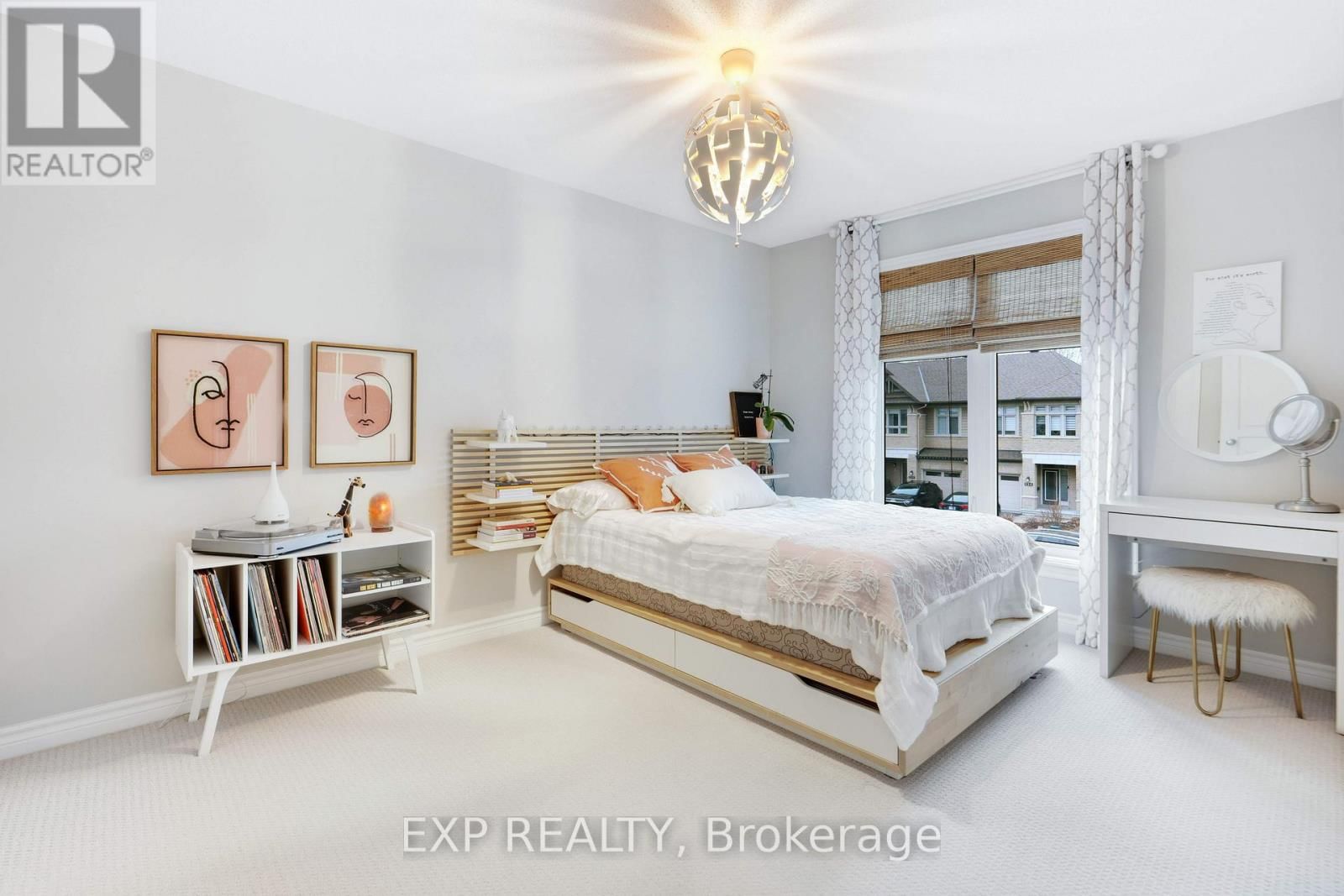 529 STARGAZER CRESCENT Image 23