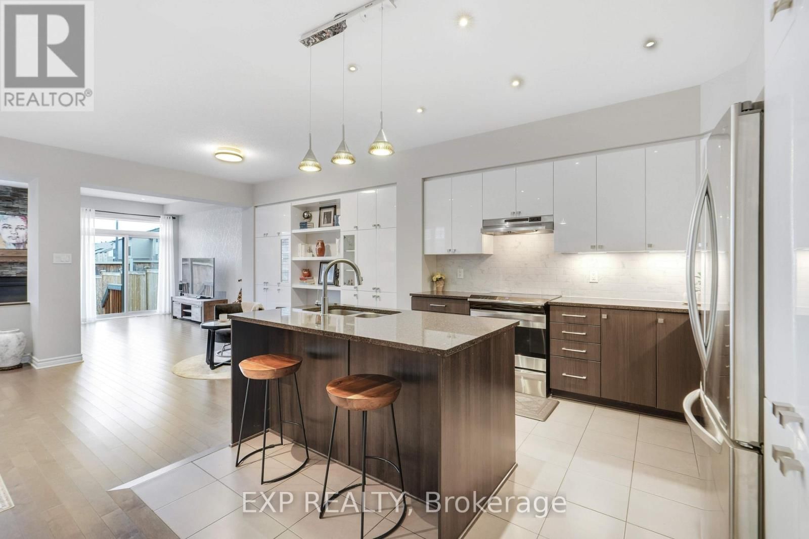 529 STARGAZER CRESCENT Image 8