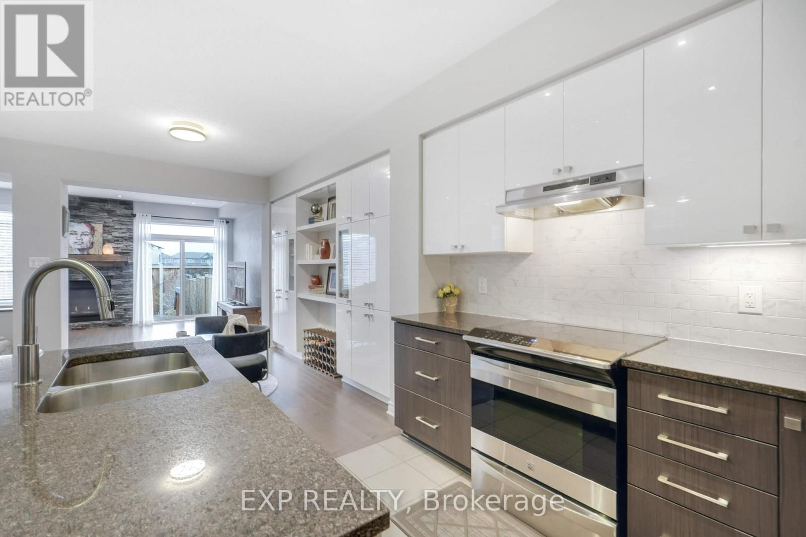 529 STARGAZER CRESCENT Image 9