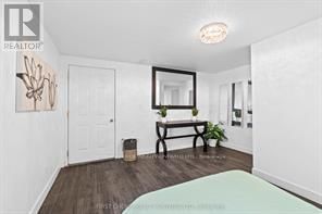 10 CAMPBELL REID COURT Image 13