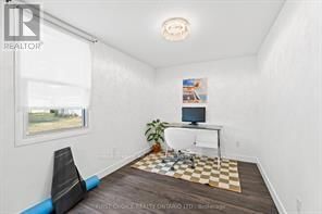 10 CAMPBELL REID COURT Image 14