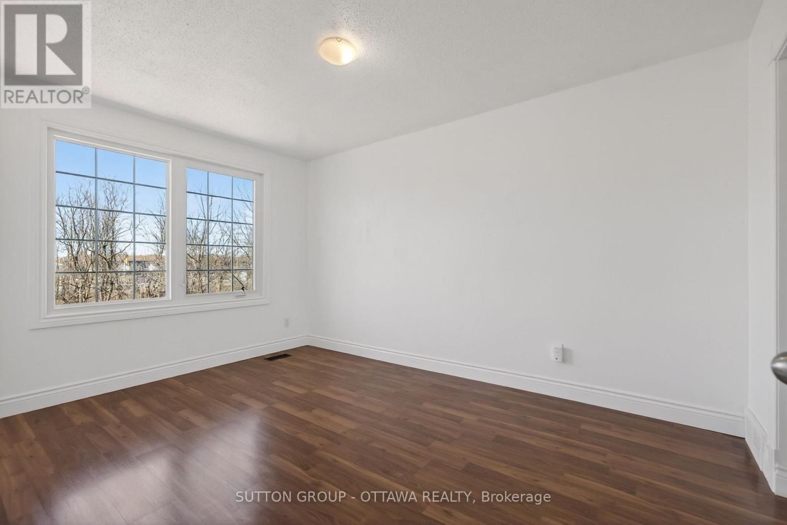 285 MONTEREY DRIVE Image 20