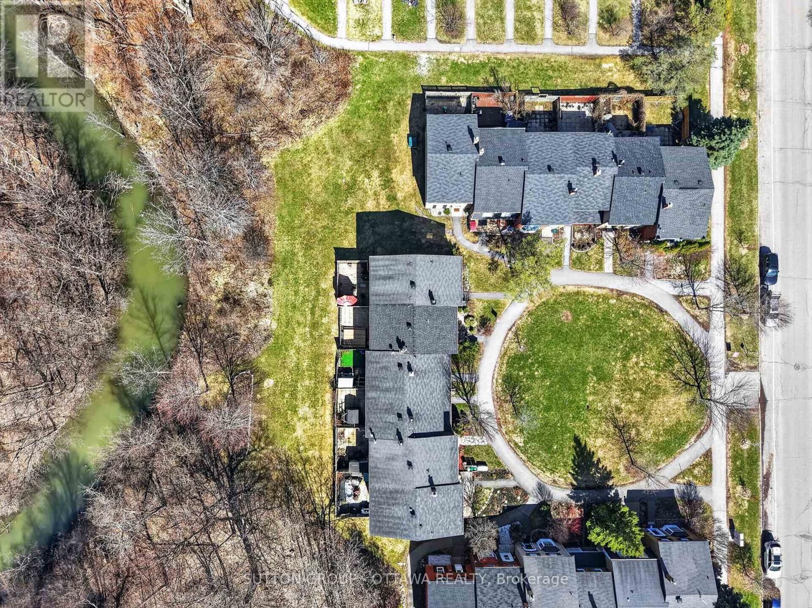 285 MONTEREY DRIVE Image 34