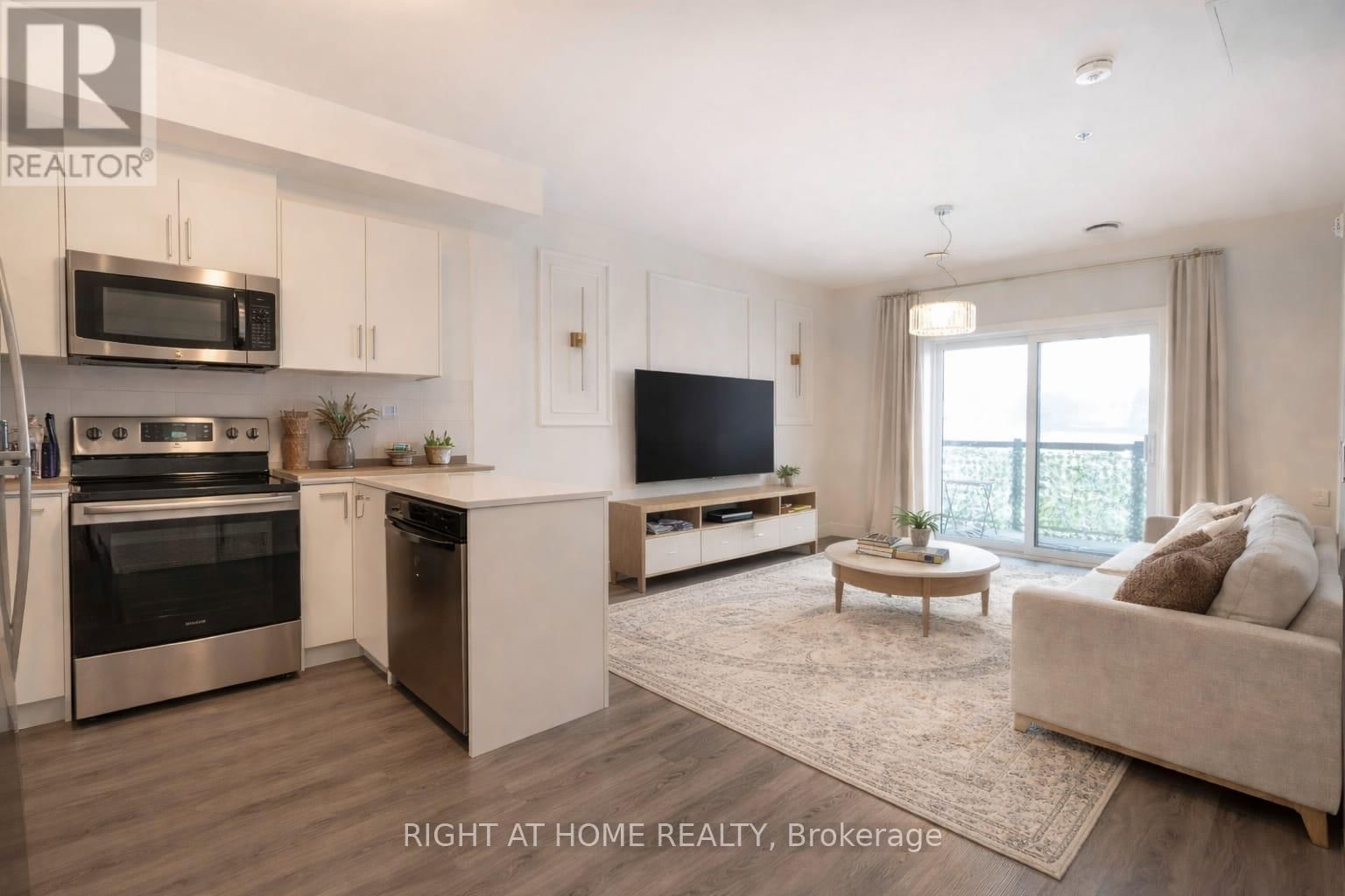 302 - 1000 LACKNER PLACE PLACE EAST Image 2