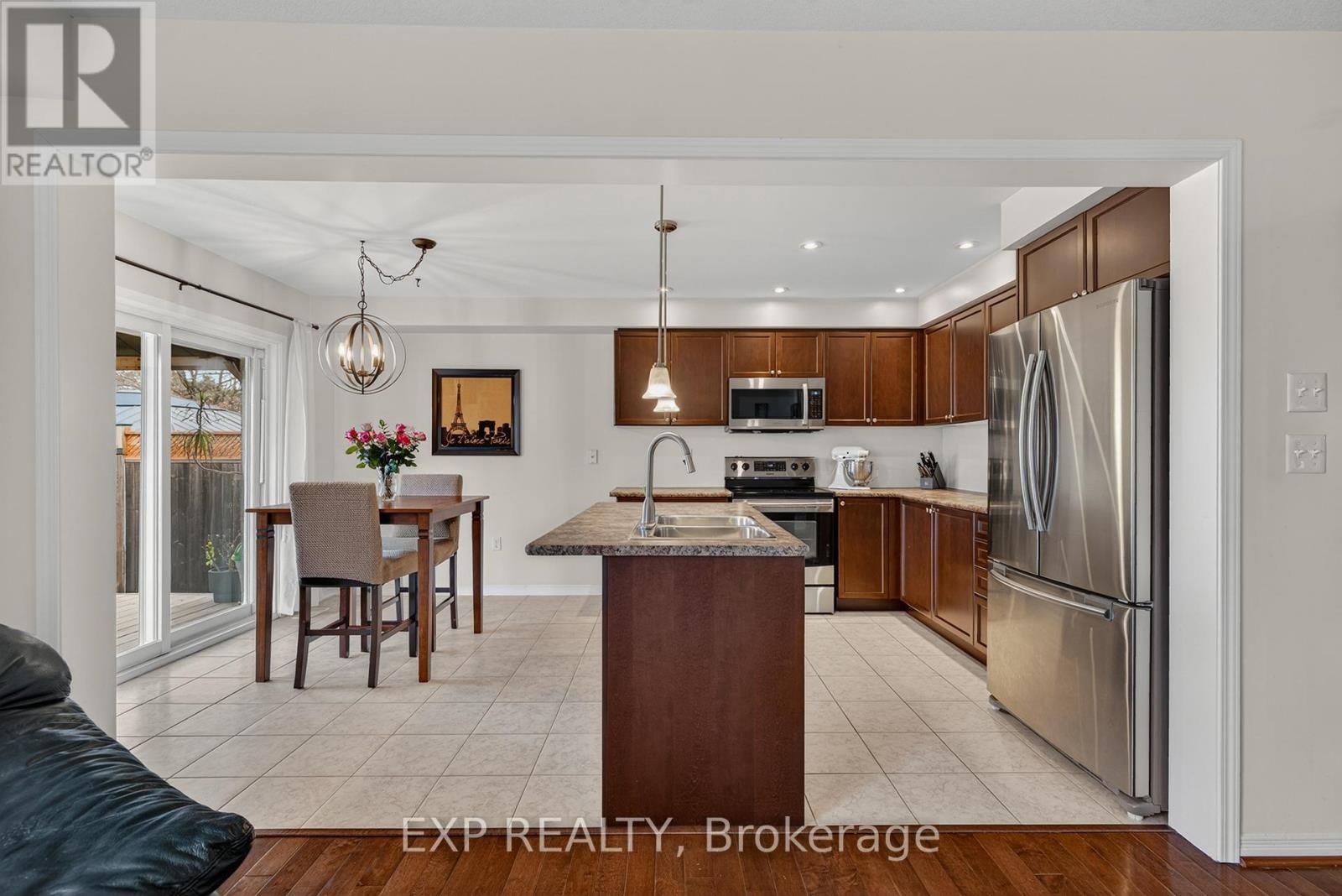 18 STARLIGHT AVENUE Image 13