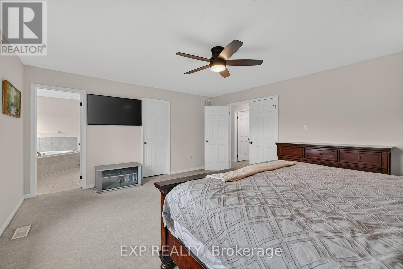 18 STARLIGHT AVENUE Image 19