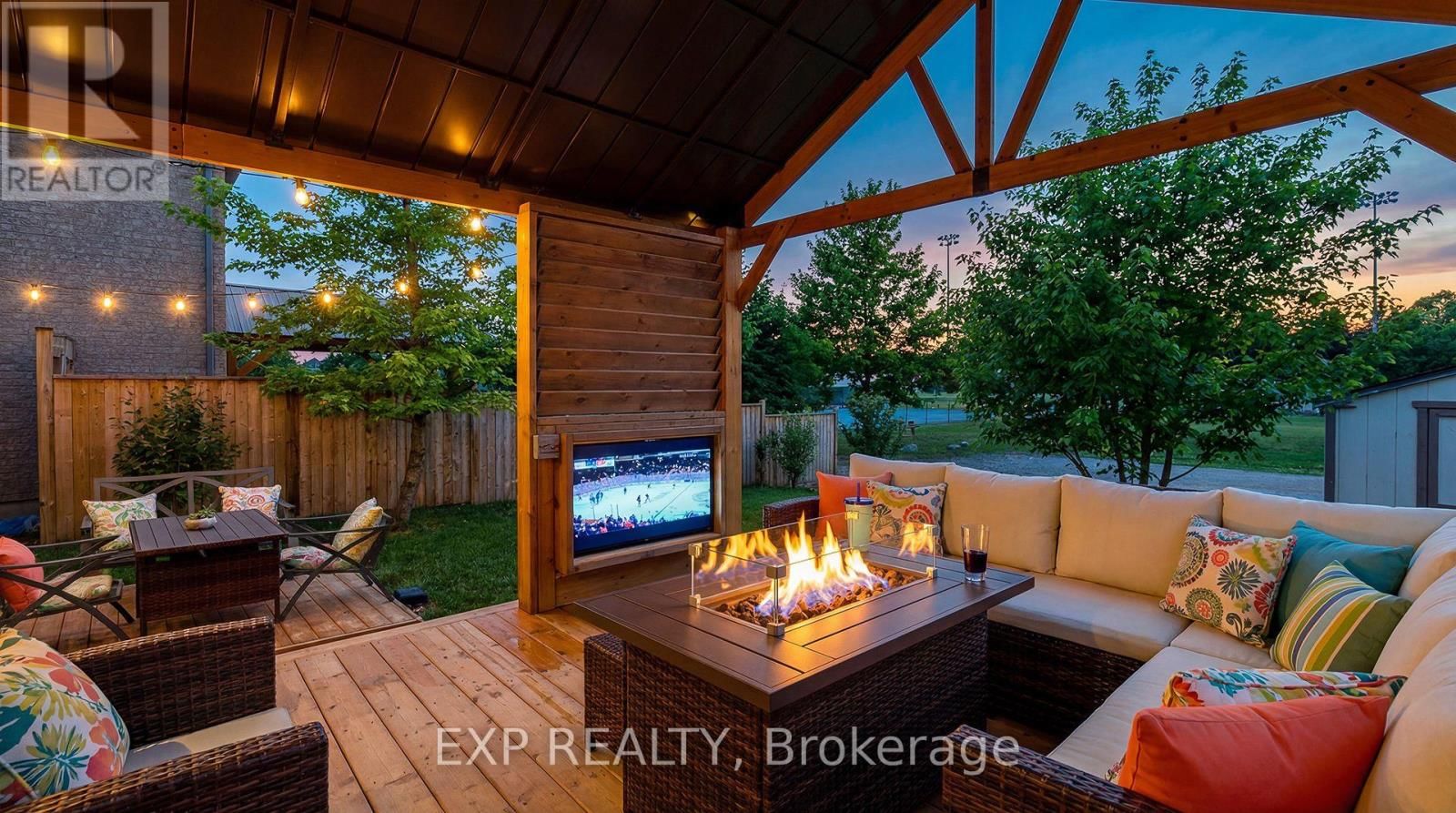 18 STARLIGHT AVENUE Image 3