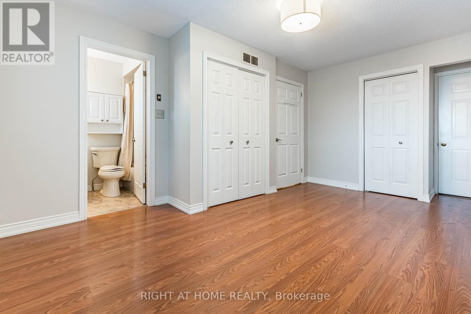 7 - 165 MAIN STREET EAST Image 22