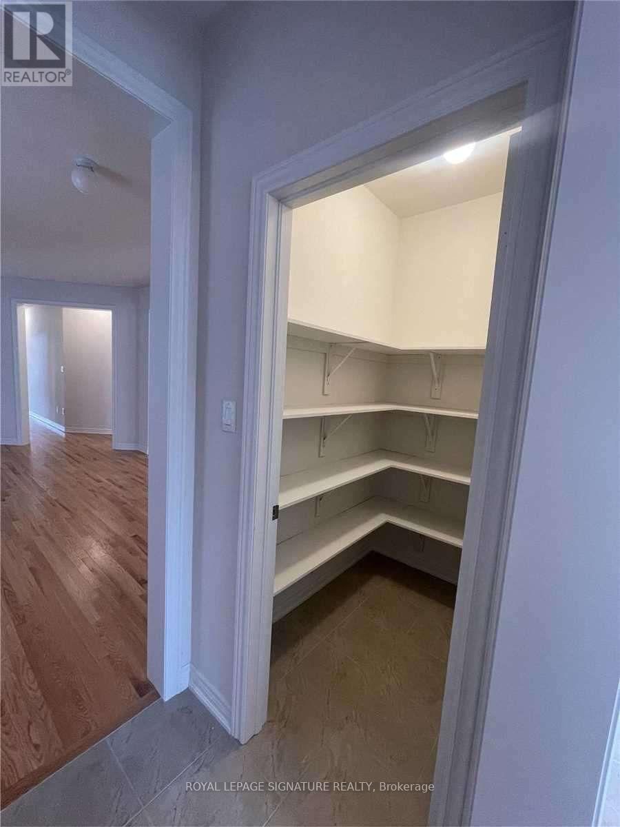 404 BLACKCHERRY CRESCENT Image 14