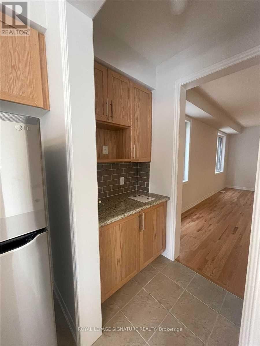 404 BLACKCHERRY CRESCENT Image 15