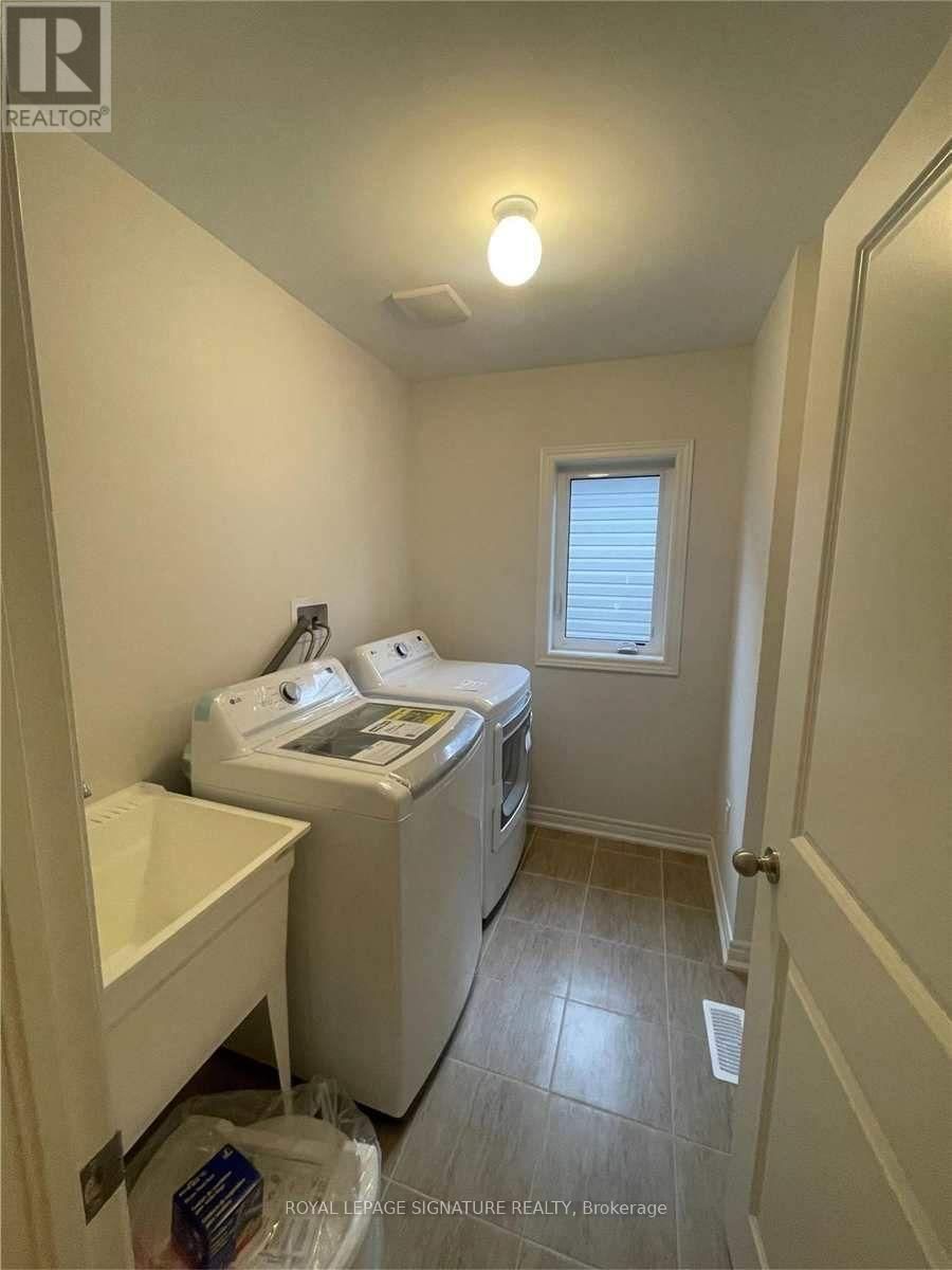 404 BLACKCHERRY CRESCENT Image 16