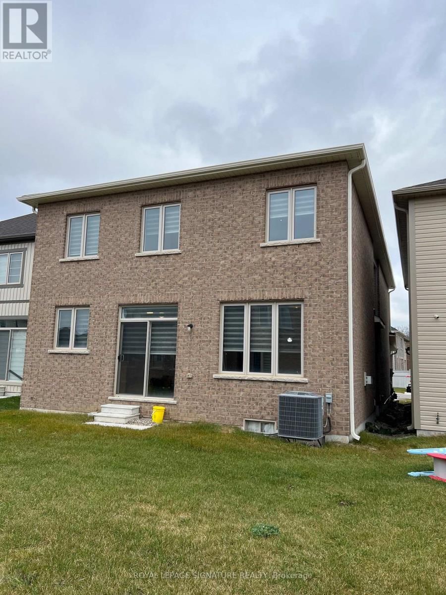 404 BLACKCHERRY CRESCENT Image 31