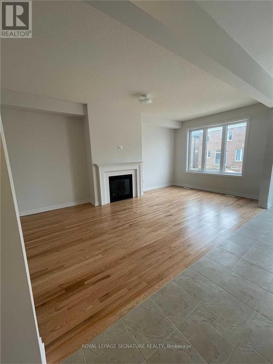 404 BLACKCHERRY CRESCENT Image 4