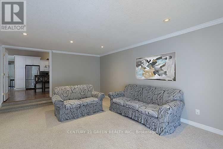 182 STARWOOD DRIVE Image 10