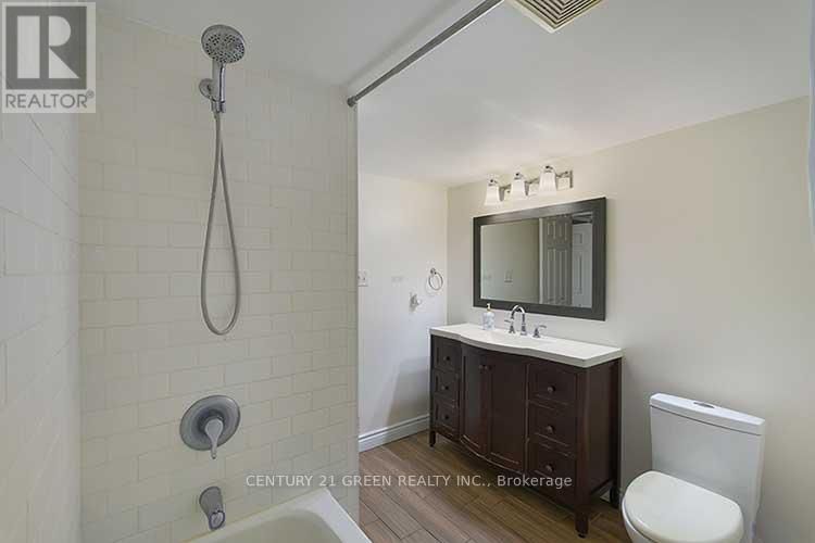 182 STARWOOD DRIVE Image 19