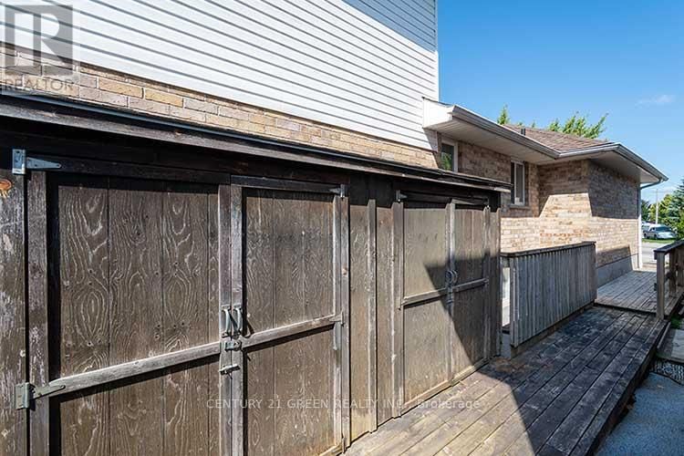 182 STARWOOD DRIVE Image 29