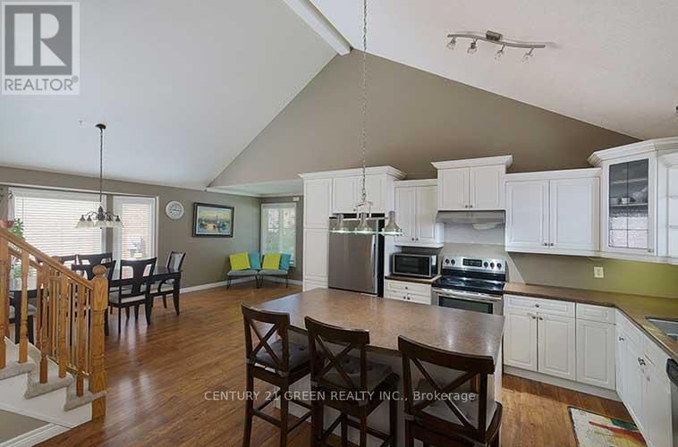 182 STARWOOD DRIVE Image 7