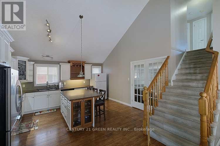 182 STARWOOD DRIVE Image 8