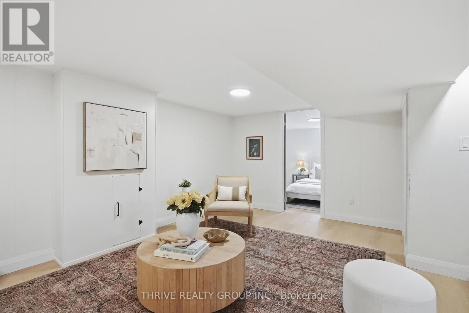 44 MENDIP CRESCENT Image 24