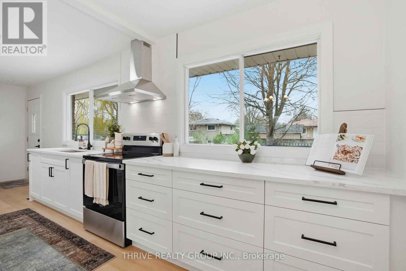 44 MENDIP CRESCENT Image 8