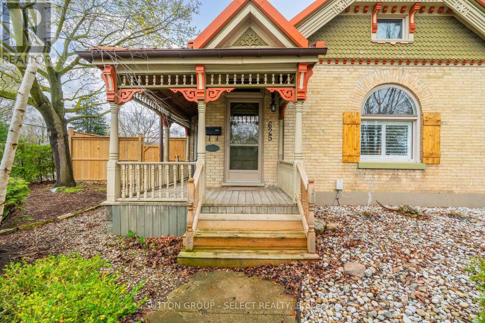 625 HALE STREET Image 1