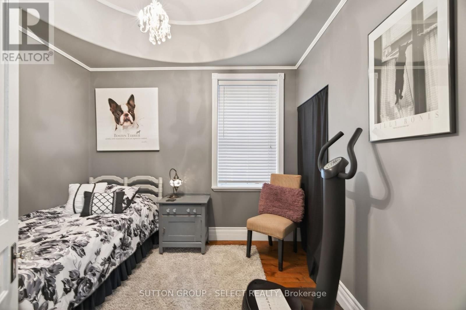 625 HALE STREET Image 19