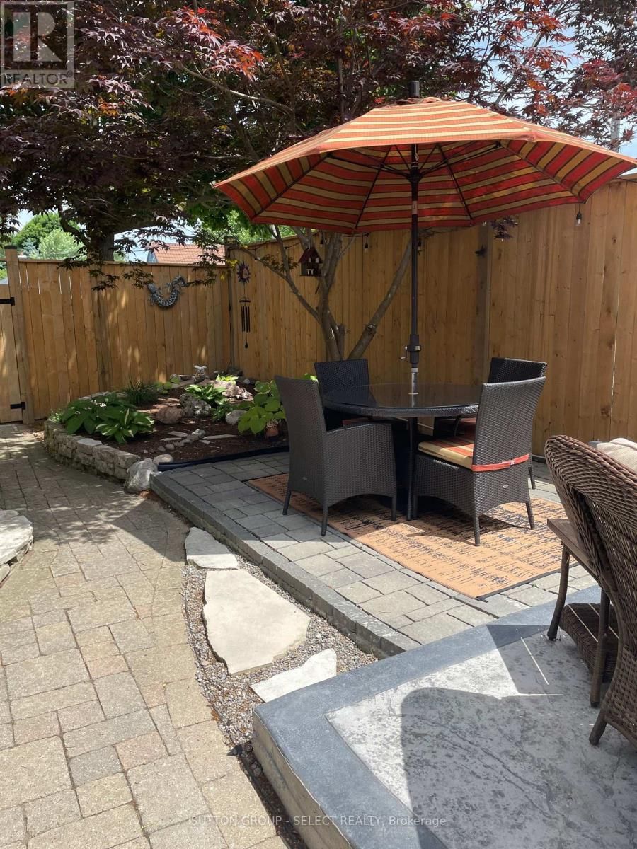 625 HALE STREET Image 34