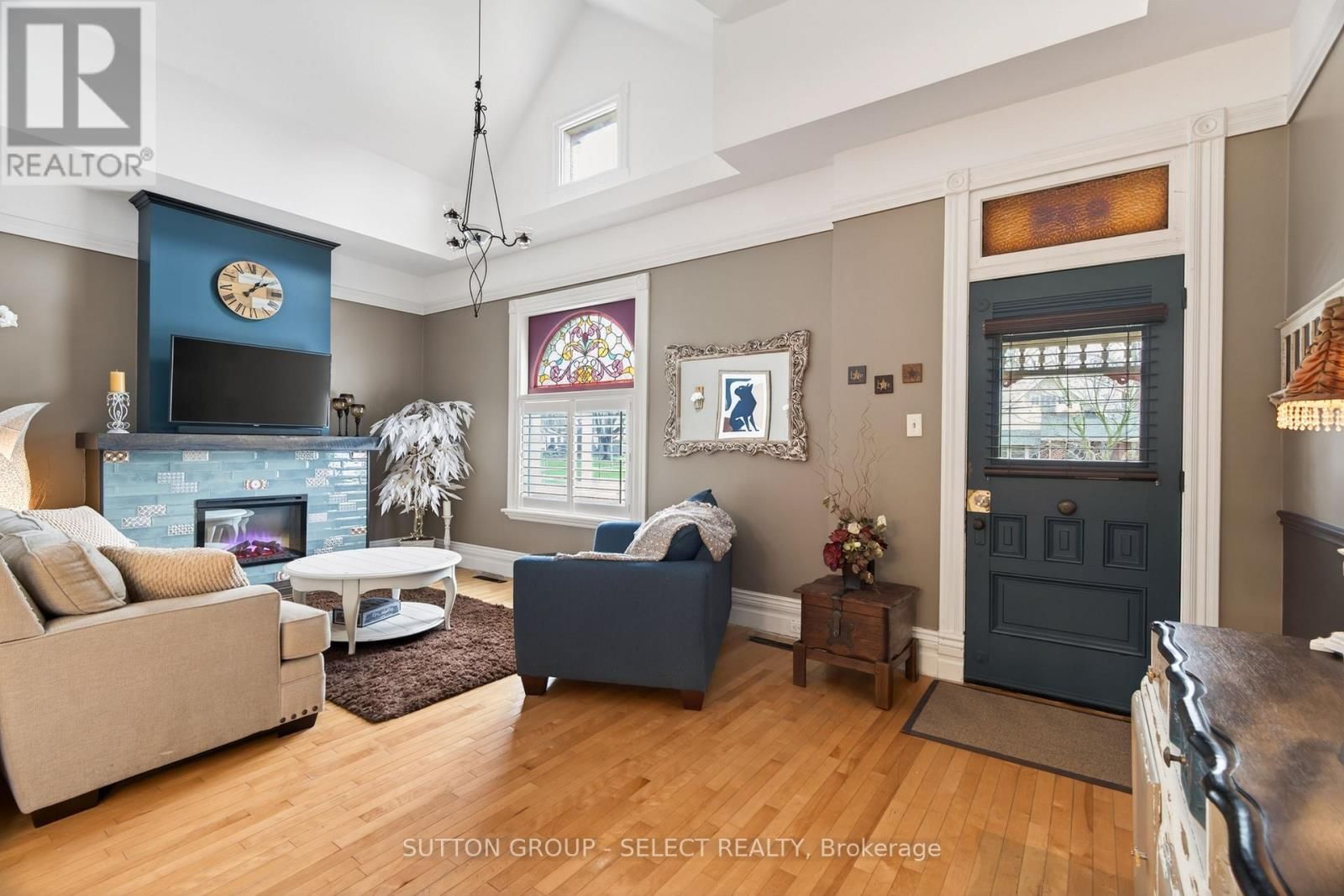 625 HALE STREET Image 4