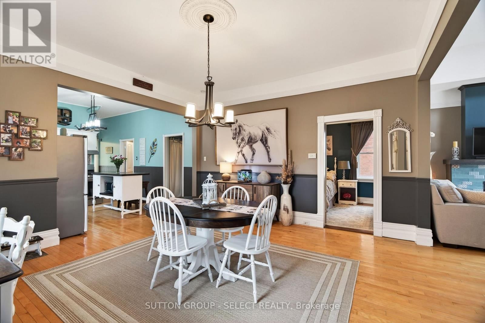 625 HALE STREET Image 9