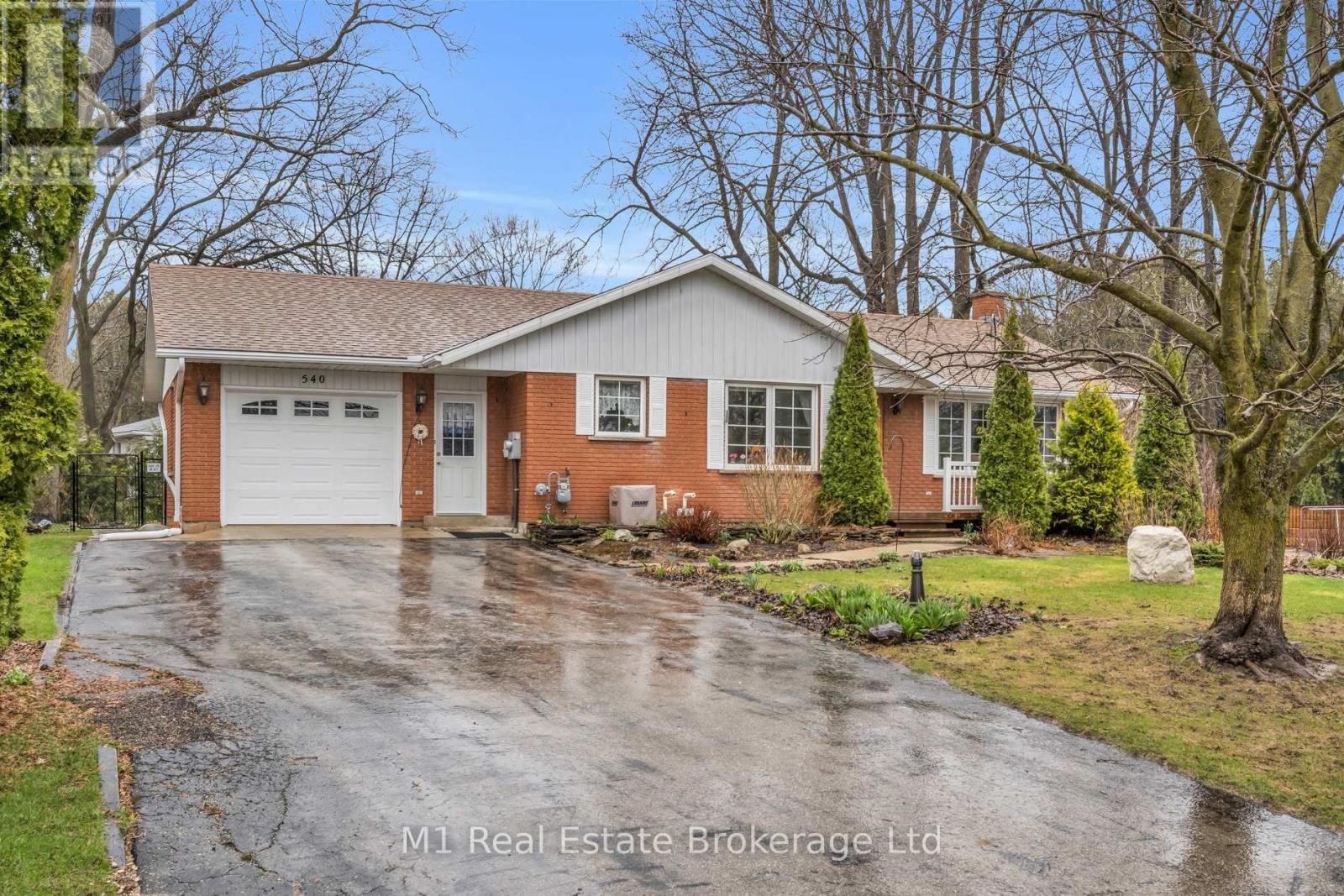 540 CHURCH CRESCENT Image 2