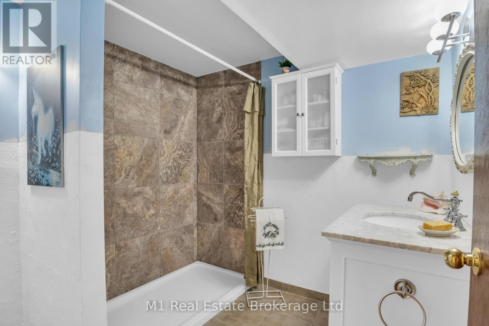 540 CHURCH CRESCENT Image 23